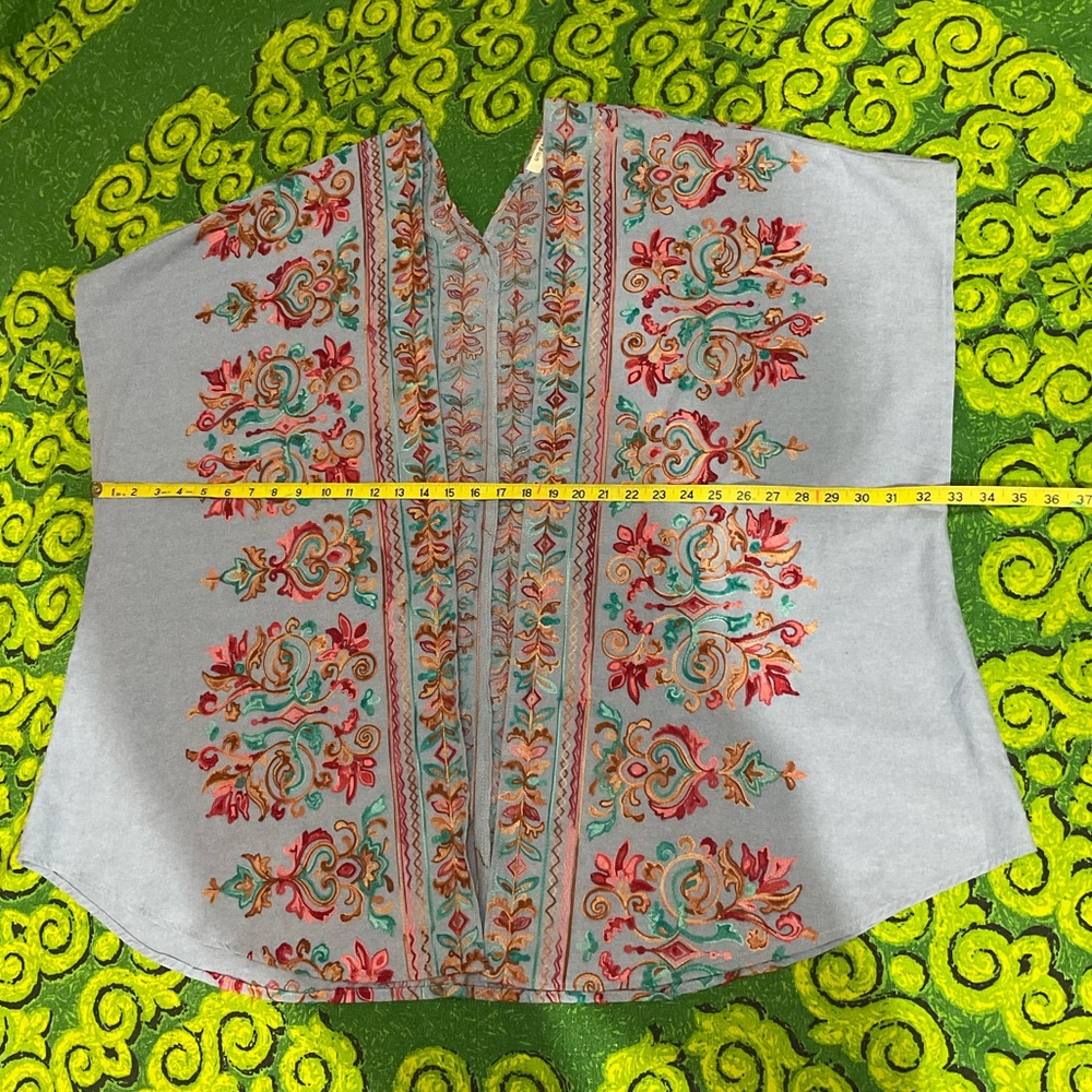 Umgee Chambray Embroidered Kaftan Medium Large - Picture 6 of 7